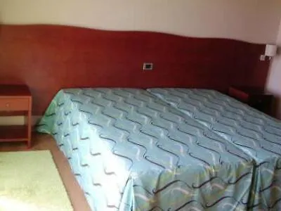 拜亚达巴卡酒店 马达莱纳