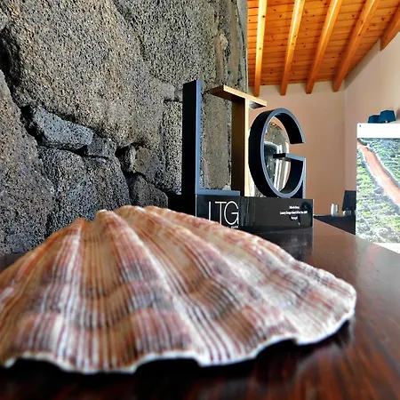 Baia Da Barca Aparthotel Madalena (Azores)